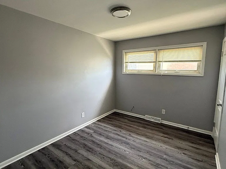 708 & 710 Ashland Ave — Photo 10