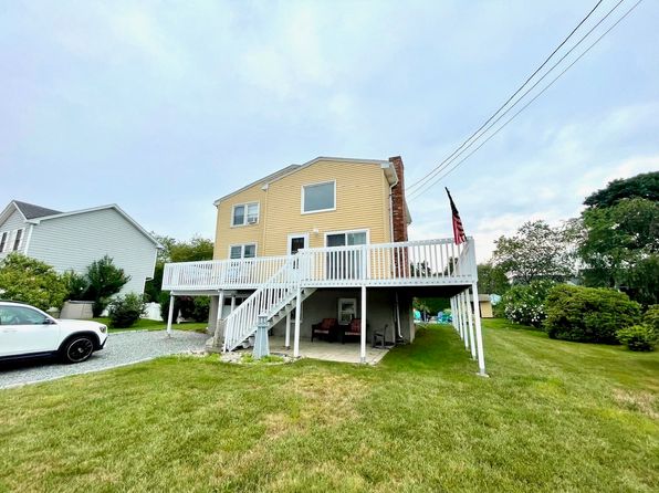 17 Clifford Dr