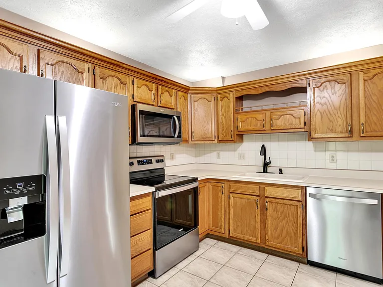 3014 Estate Dr — Photo 21