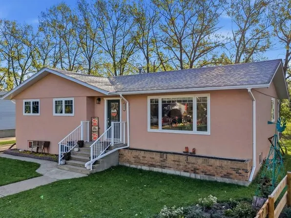 2211 SW Westview Cres, Bowden, AB T0M 0K0