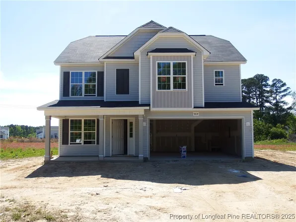 5834 Panther Dr, Hope Mills, NC 28348