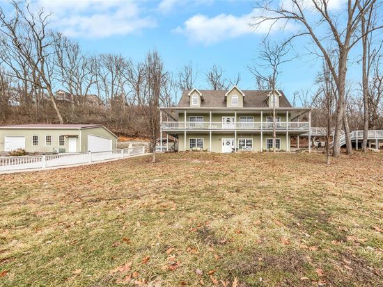 2711 Hh Rd, Waterloo, IL 62298