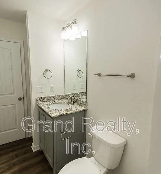 6802 Whitney Polk Ct — Photo 11