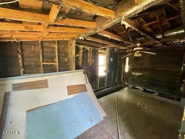 807 Drive D, Knoxville, TN 37920