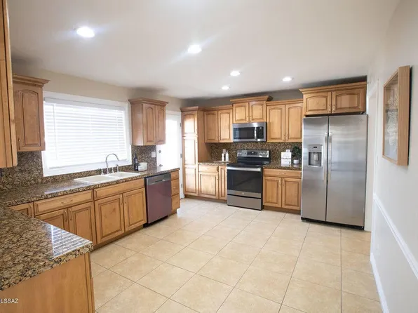 5821 E 9th St, Tucson, AZ 85711