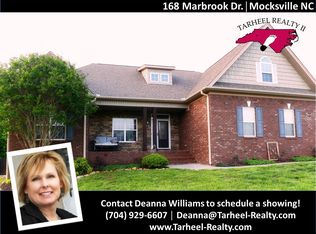 168 Marbrook Dr #17&18, Mocksville, NC 27028