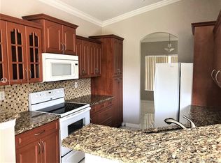 8875 NW 178th Ln, Hialeah, FL 33018
