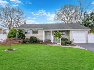 96 New Hwy, Commack, NY 11725