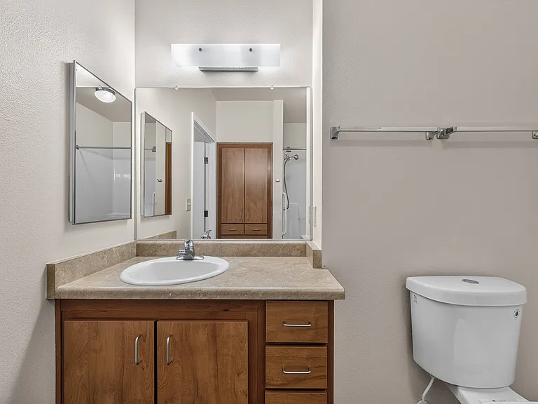 Vancouver Pointe — Photo 35