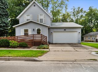 307 E Willow St, Normal, IL 61761