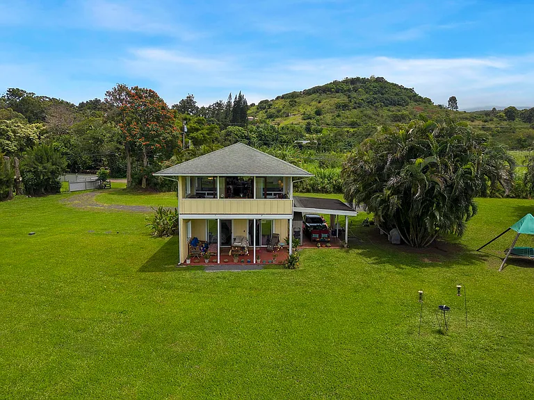 654 Kaupakalua Rd #81766 — Photo 2