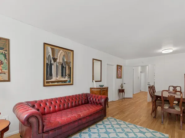 5 West 107th Street image 2 of 7