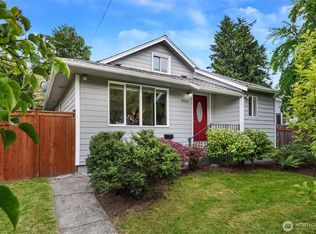 9256 Densmore Ave N, Seattle, WA 98103