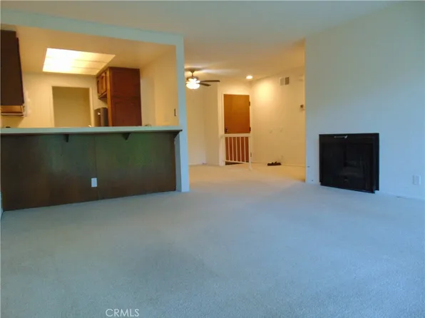 2203 Apricot Dr, Irvine, CA 92618