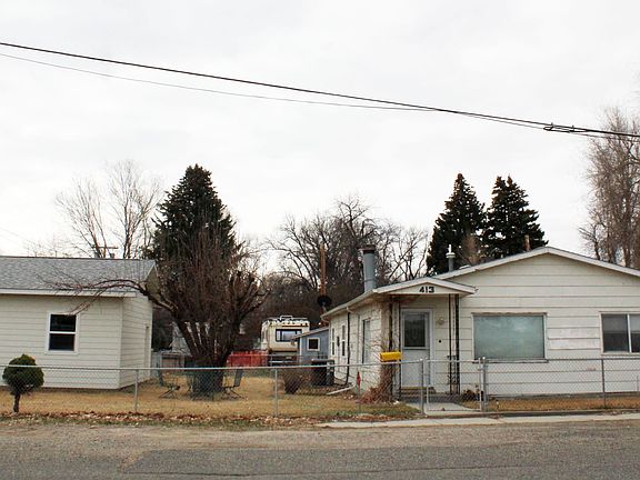 3rd image of 413 Myrtle