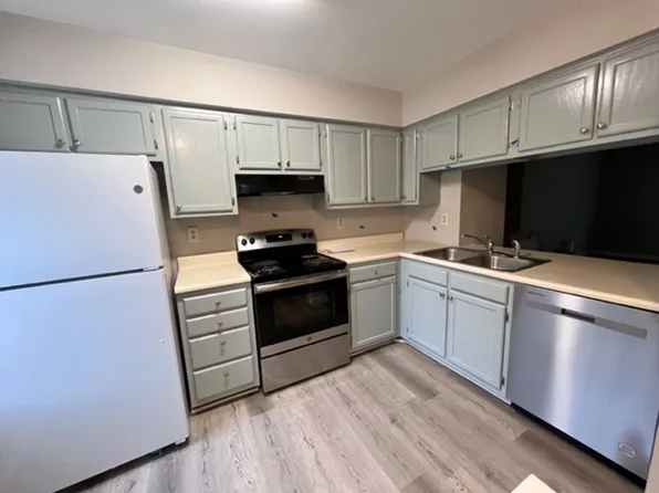 507 Lex Dr, Charlotte, NC 28262