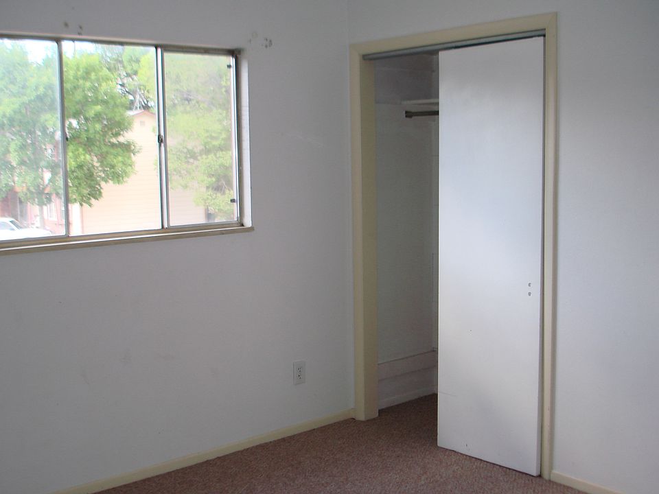 2nd image of 2635 King St APT A