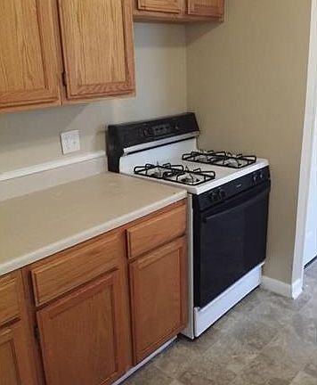 2nd image of 10305 Palmer Ave