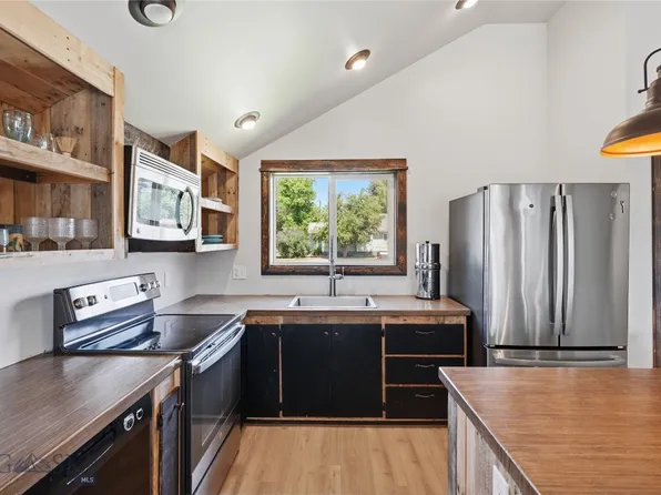 603 3rd Ave E, Three Forks, MT 59752