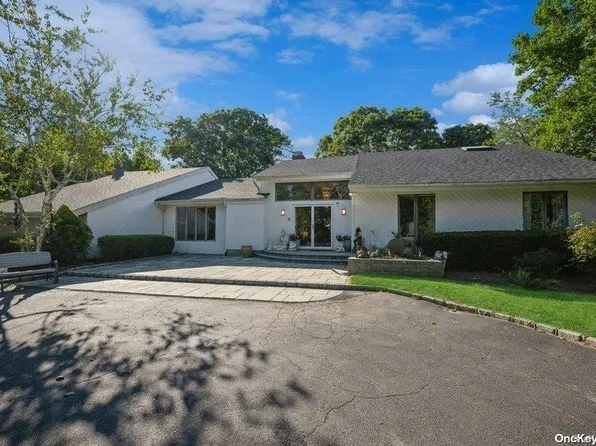 488 A Wolf Hill Road #A, Dix Hills, NY 11746