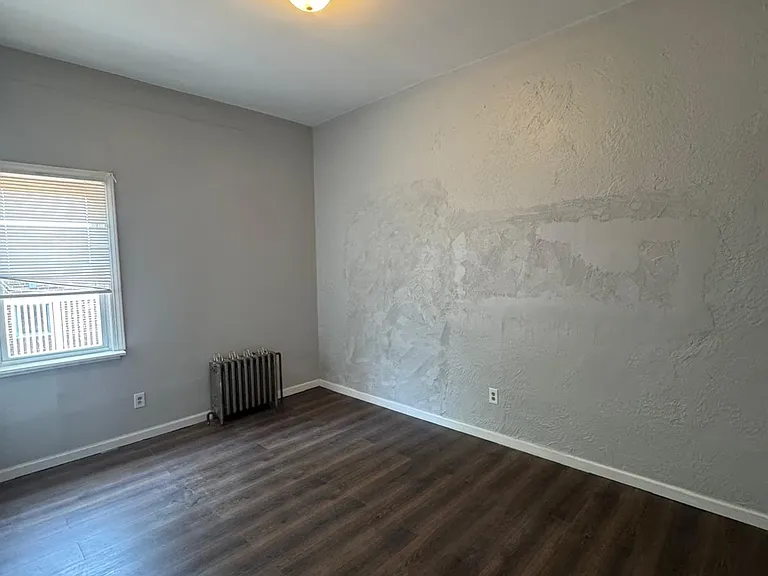 538 S 16 1/2 St — Photo 2