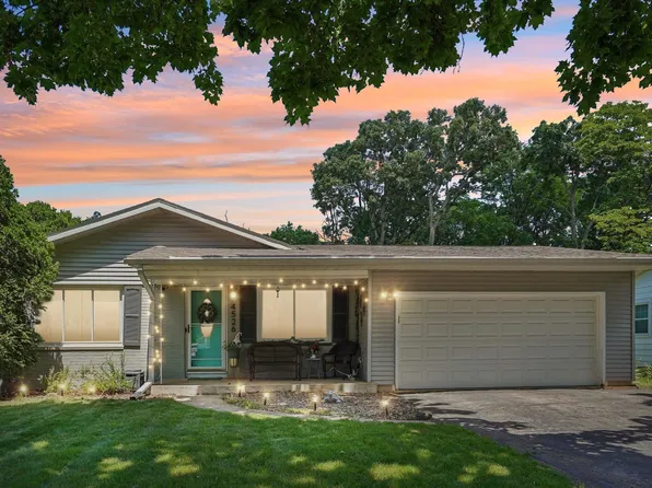 4526 Anniversary Ln, Madison, WI 53704