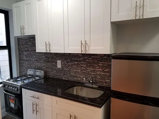 Rented by Bruma Realty LLC | media 4
