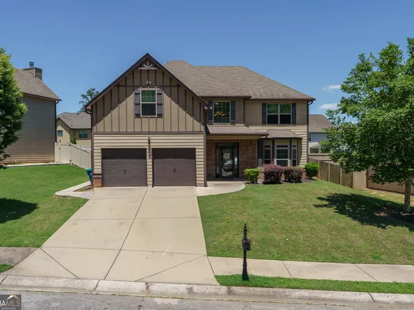 4417 Challedon Dr, Fairburn, GA 30213