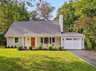13007 Melville Ln, Fairfax, VA 22033