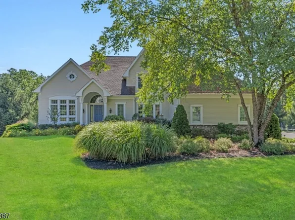 63 Van Holten Rd, Bernards Twp., NJ 07920