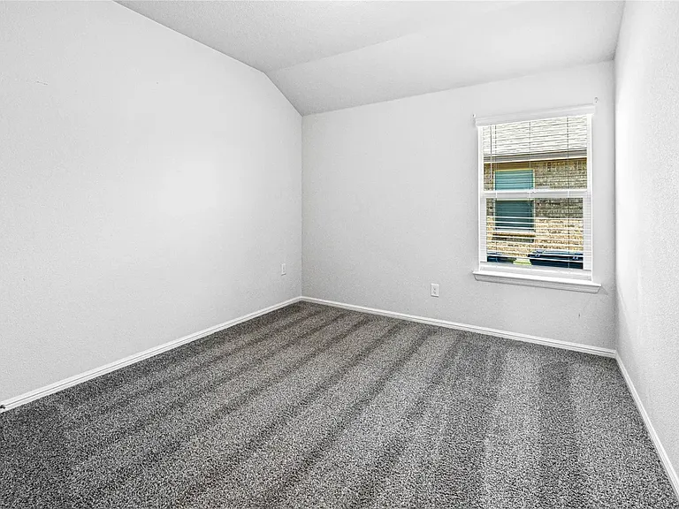 9300 Fox Hill Dr — Photo 14