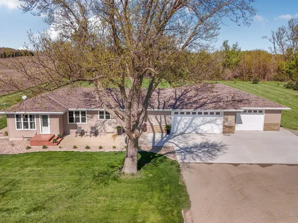79275 County Road 16, Hector, MN 55342