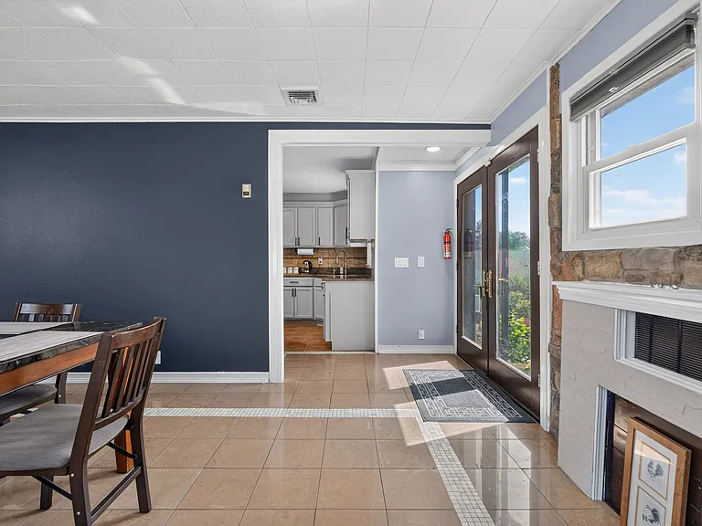 8 Coyles Ct — Photo 14