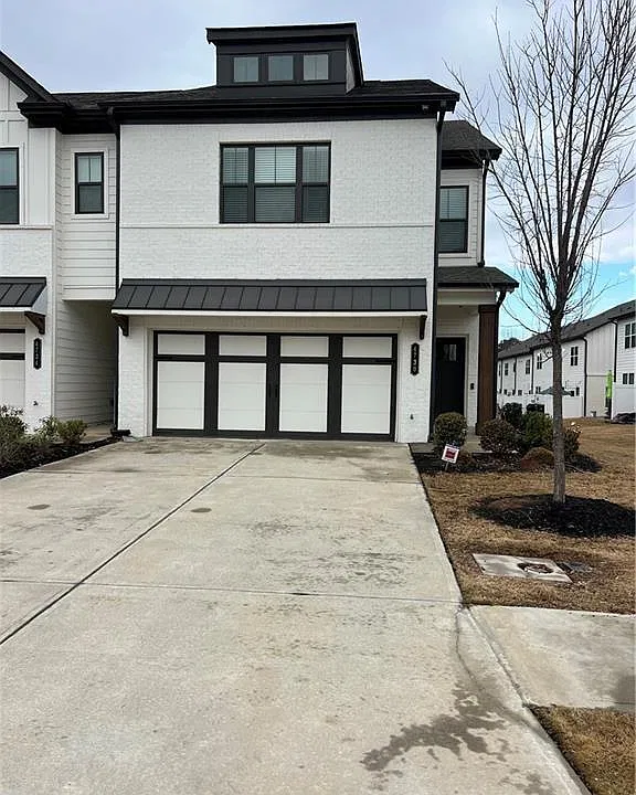 4672 Cypress Landing Way