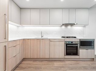 308 Alderson Ave #1806, Coquitlam, BC V3K1W2