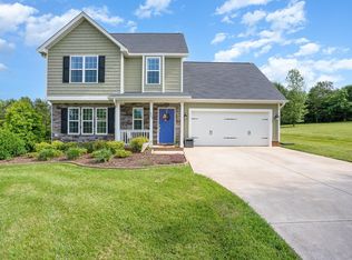 1904 Softwinds Dr, Graham, NC 27253