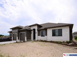 1301 S 210th St, Elkhorn, NE 68022