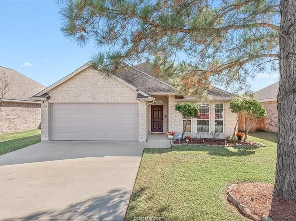 914 Gardenia St, College Station, TX 77845