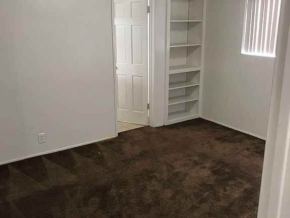 4th image of 316 W Queen St APT 2