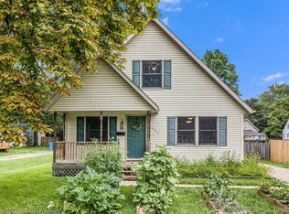 604 W Clinton St, Howell, MI 48843