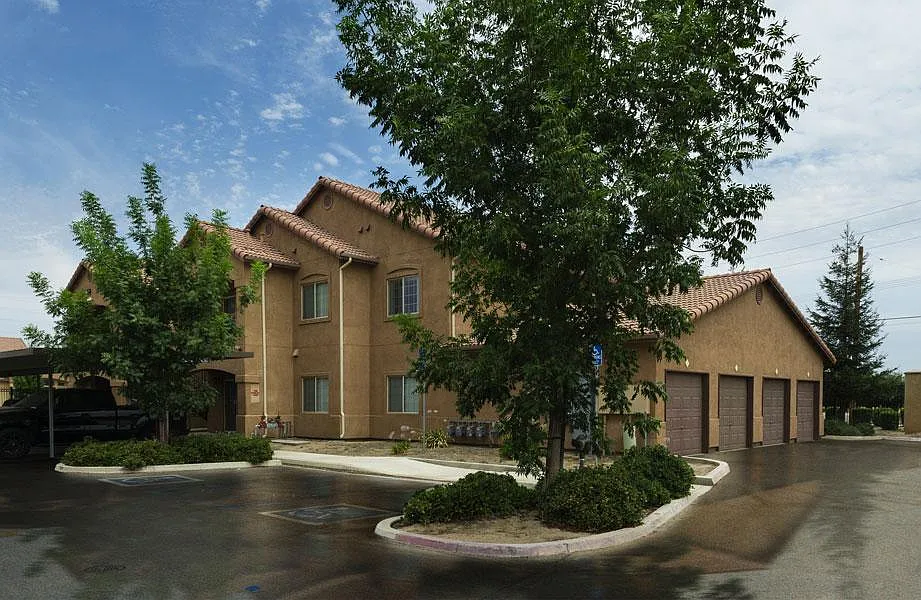 The Villas at Lovers Lane — Photo 2
