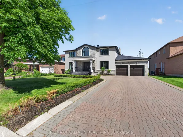 38 Beckenridge Dr, Markham, ON L3S 2V7
