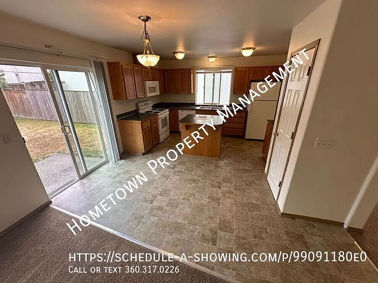 8407 49th Loop SE — Photo 9