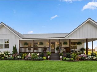 1335 Clifford Loop, Blackshear, GA 31516