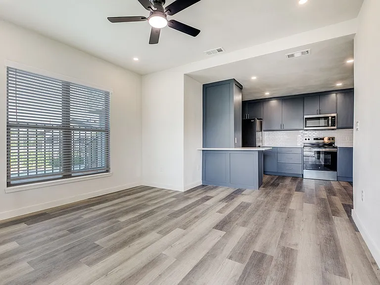 108 Beatrice Ave #101 — Photo 5