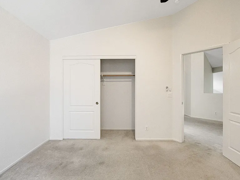 8621 Sierra Cima Ln — Photo 21