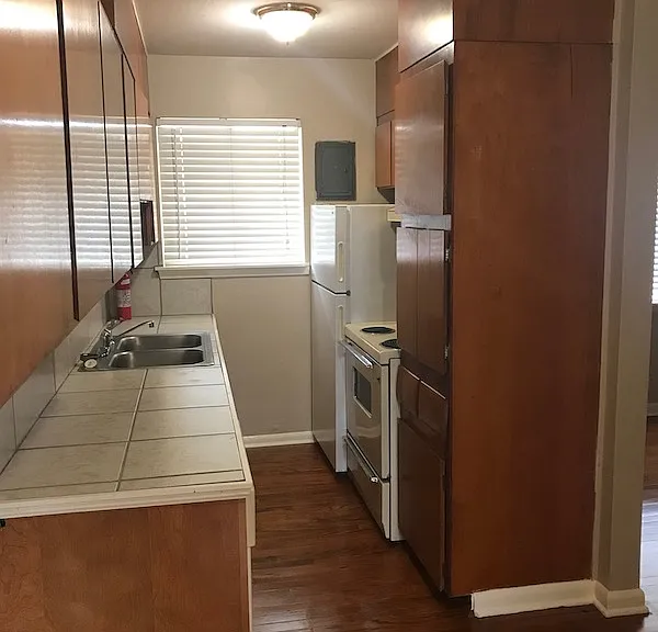 Arsenal Park Apartments — Photo 14