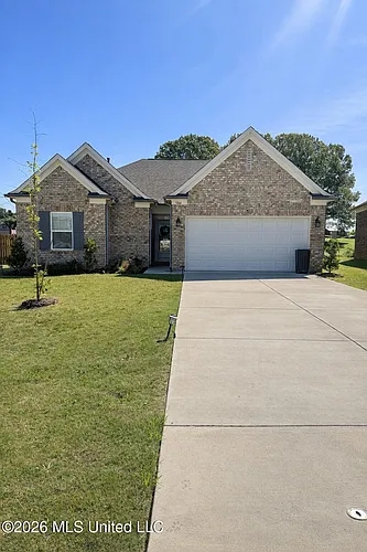 5864 Thomas St Photo 1