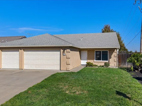 597 Maag Ave, Oakdale, CA 95361