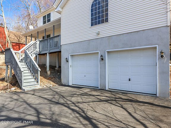 2nd image of 226 Regent St